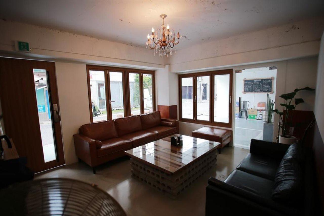 Ultari Hostel Jongno Сеул Экстерьер фото