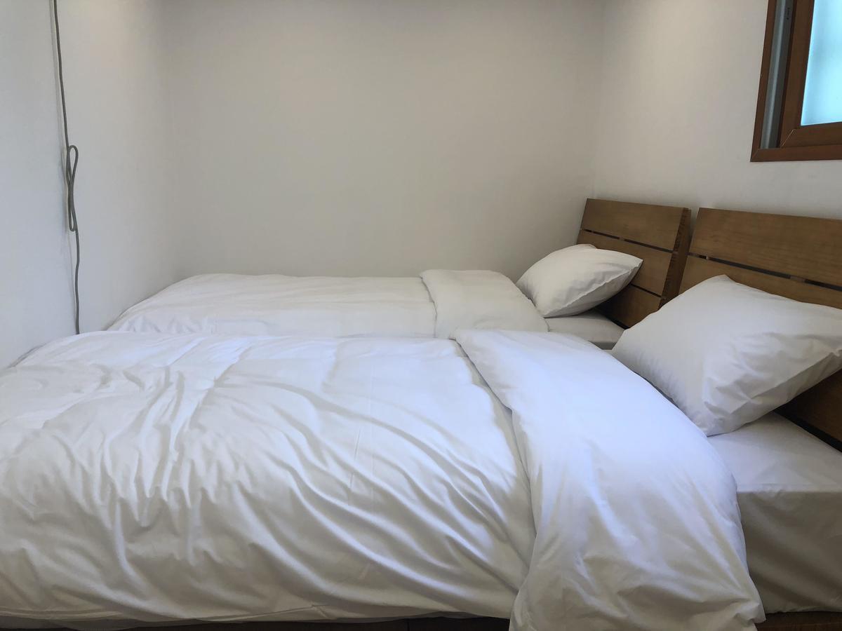 Ultari Hostel Jongno Сеул Экстерьер фото