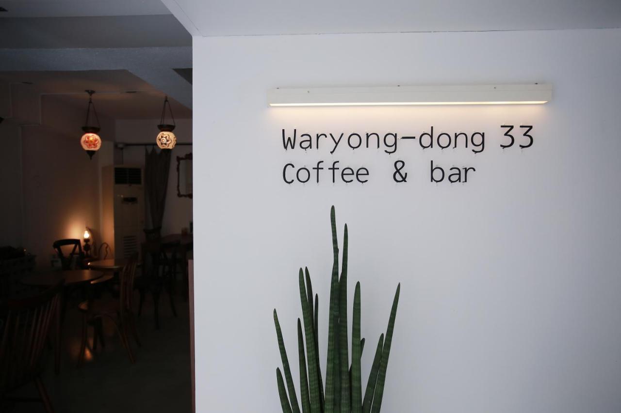 Ultari Hostel Jongno Сеул Экстерьер фото