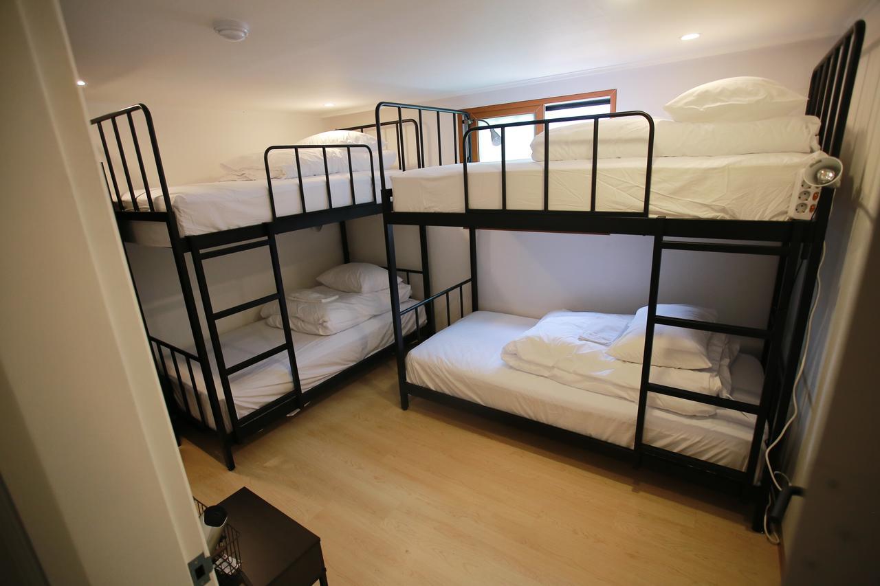 Ultari Hostel Jongno Сеул Экстерьер фото
